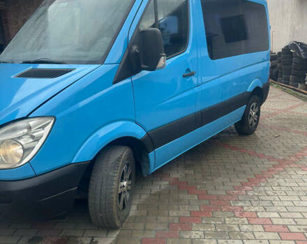 Синий Мерседес Sprinter, объемом двигателя 2.15 л и пробегом 560 тыс. км за 11200 $, фото 5 на Automoto.ua