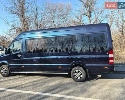 Синій Мерседес Sprinter, об'ємом двигуна 2.99 л та пробігом 566 тис. км за 20000 $, фото 4 на Automoto.ua