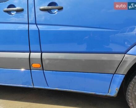 Синий Мерседес Sprinter, объемом двигателя 2.99 л и пробегом 692 тыс. км за 14900 $, фото 69 на Automoto.ua