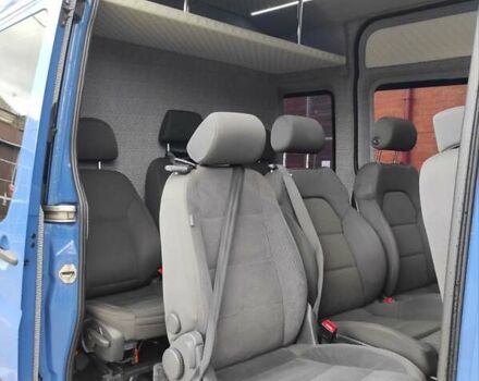 Синий Мерседес Sprinter, объемом двигателя 2.99 л и пробегом 692 тыс. км за 14900 $, фото 75 на Automoto.ua