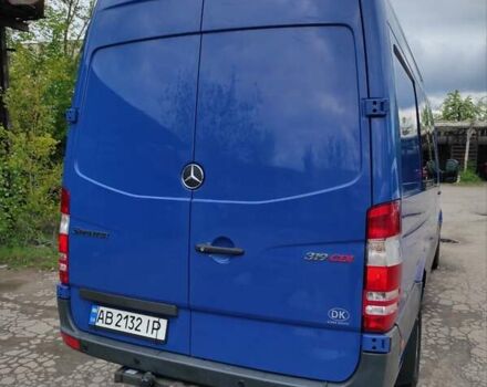 Синий Мерседес Sprinter, объемом двигателя 2.99 л и пробегом 692 тыс. км за 14900 $, фото 12 на Automoto.ua