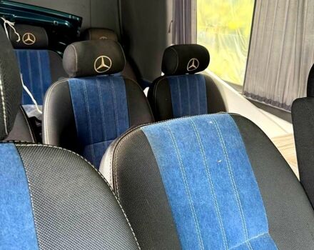Синій Мерседес Sprinter, об'ємом двигуна 2.2 л та пробігом 300 тис. км за 6000 $, фото 4 на Automoto.ua