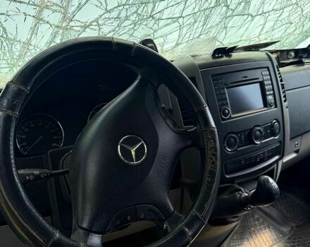 Синій Мерседес Sprinter, об'ємом двигуна 2.2 л та пробігом 300 тис. км за 6000 $, фото 5 на Automoto.ua