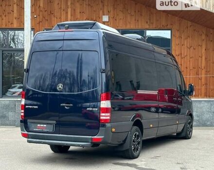 Синий Мерседес Sprinter, объемом двигателя 2.99 л и пробегом 38 тыс. км за 49000 $, фото 8 на Automoto.ua