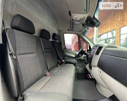 Синий Мерседес Sprinter, объемом двигателя 2.99 л и пробегом 38 тыс. км за 49000 $, фото 2 на Automoto.ua