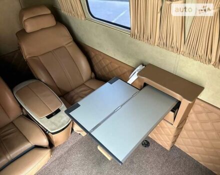 Синий Мерседес Sprinter, объемом двигателя 2.99 л и пробегом 38 тыс. км за 49000 $, фото 14 на Automoto.ua