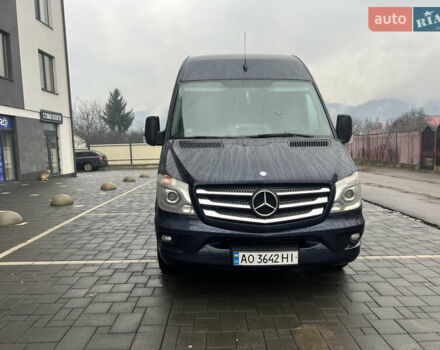 Синий Мерседес Sprinter, объемом двигателя 3 л и пробегом 417 тыс. км за 29300 $, фото 3 на Automoto.ua