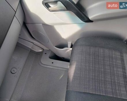 Синій Мерседес Sprinter, об'ємом двигуна 2.15 л та пробігом 295 тис. км за 21500 $, фото 21 на Automoto.ua