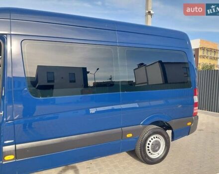 Синій Мерседес Sprinter, об'ємом двигуна 2.15 л та пробігом 295 тис. км за 21500 $, фото 35 на Automoto.ua