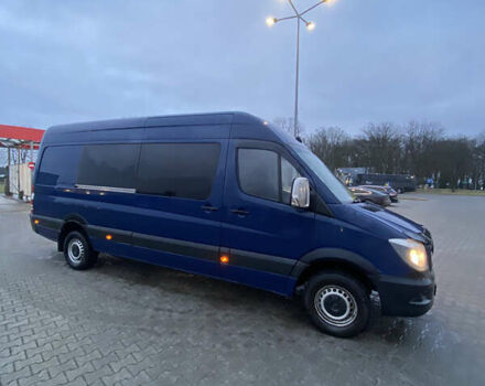 Синий Мерседес Sprinter, объемом двигателя 2.14 л и пробегом 700 тыс. км за 18700 $, фото 2 на Automoto.ua