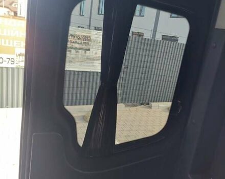 Синій Мерседес Sprinter, об'ємом двигуна 2.15 л та пробігом 295 тис. км за 21500 $, фото 43 на Automoto.ua