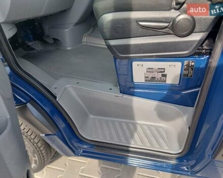 Синій Мерседес Sprinter, об'ємом двигуна 2.15 л та пробігом 295 тис. км за 21500 $, фото 36 на Automoto.ua