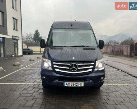 Синий Мерседес Sprinter, объемом двигателя 3 л и пробегом 417 тыс. км за 29300 $, фото 4 на Automoto.ua