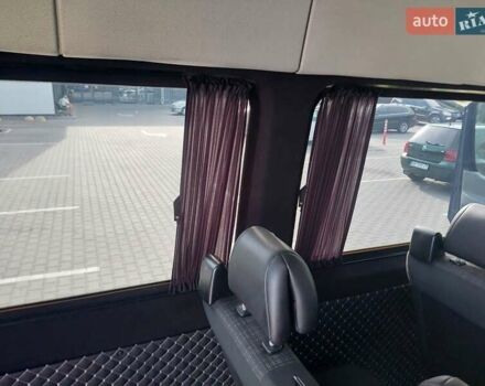 Синій Мерседес Sprinter, об'ємом двигуна 2.15 л та пробігом 295 тис. км за 21500 $, фото 40 на Automoto.ua