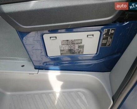 Синій Мерседес Sprinter, об'ємом двигуна 2.15 л та пробігом 295 тис. км за 21500 $, фото 26 на Automoto.ua