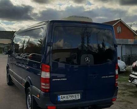 Синий Мерседес Sprinter, объемом двигателя 0 л и пробегом 304 тыс. км за 23500 $, фото 2 на Automoto.ua