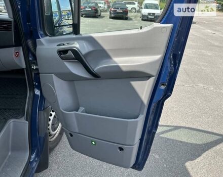 Синій Мерседес Sprinter, об'ємом двигуна 2.14 л та пробігом 150 тис. км за 33500 $, фото 18 на Automoto.ua
