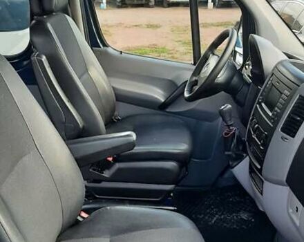 Синий Мерседес Sprinter, объемом двигателя 0 л и пробегом 304 тыс. км за 23500 $, фото 4 на Automoto.ua