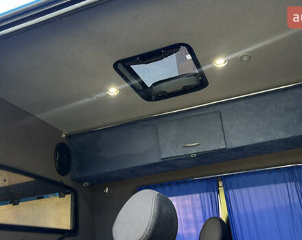 Синій Мерседес Sprinter, об'ємом двигуна 2.14 л та пробігом 303 тис. км за 23020 $, фото 41 на Automoto.ua