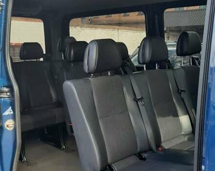 Синий Мерседес Sprinter, объемом двигателя 0 л и пробегом 304 тыс. км за 23500 $, фото 3 на Automoto.ua