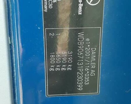 Синий Мерседес Sprinter, объемом двигателя 0 л и пробегом 304 тыс. км за 23500 $, фото 16 на Automoto.ua