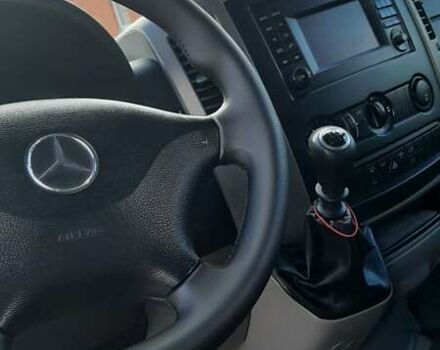 Синий Мерседес Sprinter, объемом двигателя 0 л и пробегом 304 тыс. км за 23500 $, фото 11 на Automoto.ua