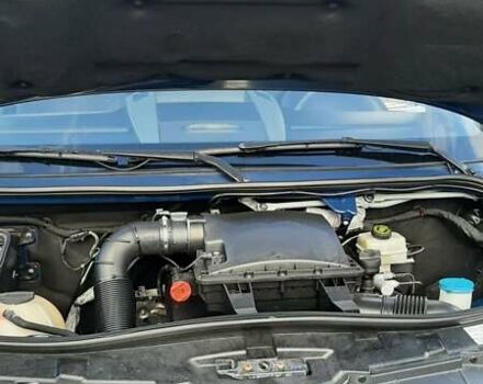 Синий Мерседес Sprinter, объемом двигателя 0 л и пробегом 304 тыс. км за 23500 $, фото 13 на Automoto.ua