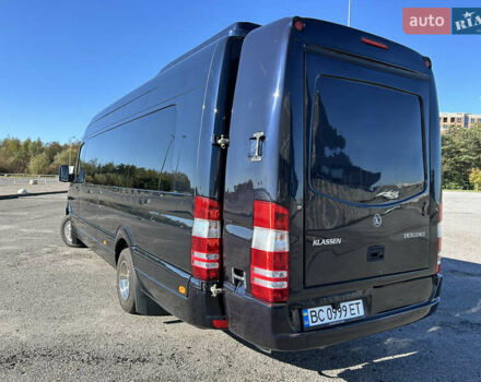 Синий Мерседес Sprinter, объемом двигателя 2.99 л и пробегом 41 тыс. км за 90000 $, фото 3 на Automoto.ua