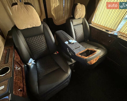 Синий Мерседес Sprinter, объемом двигателя 2.99 л и пробегом 41 тыс. км за 90000 $, фото 34 на Automoto.ua