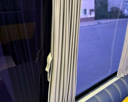 Синий Мерседес Sprinter, объемом двигателя 2.14 л и пробегом 176 тыс. км за 26600 $, фото 77 на Automoto.ua