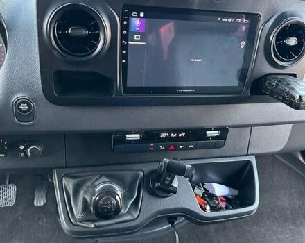 Синий Мерседес Sprinter, объемом двигателя 2.14 л и пробегом 176 тыс. км за 26600 $, фото 42 на Automoto.ua