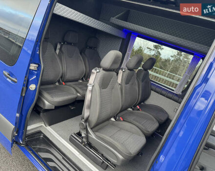 Синий Мерседес Sprinter, объемом двигателя 2.2 л и пробегом 207 тыс. км за 30600 $, фото 52 на Automoto.ua