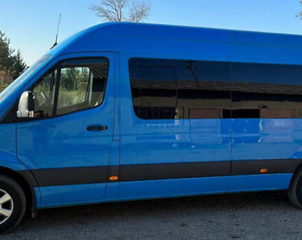 Синий Мерседес Sprinter, объемом двигателя 2.14 л и пробегом 205 тыс. км за 38900 $, фото 5 на Automoto.ua