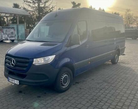 Синий Мерседес Sprinter, объемом двигателя 2.14 л и пробегом 232 тыс. км за 45000 $, фото 3 на Automoto.ua