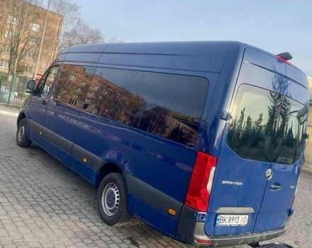 Синий Мерседес Sprinter, объемом двигателя 2.14 л и пробегом 232 тыс. км за 45000 $, фото 5 на Automoto.ua