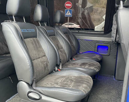 Синий Мерседес Sprinter, объемом двигателя 0 л и пробегом 387 тыс. км за 37038 $, фото 16 на Automoto.ua