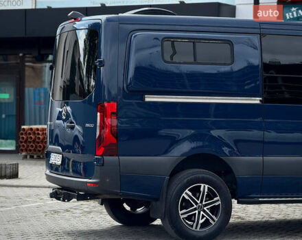 Синий Мерседес Sprinter, объемом двигателя 2.99 л и пробегом 37 тыс. км за 89000 $, фото 9 на Automoto.ua
