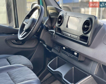 Синій Мерседес Sprinter, об'ємом двигуна 2.99 л та пробігом 102 тис. км за 67000 $, фото 21 на Automoto.ua