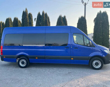 Синий Мерседес Sprinter, объемом двигателя 2.14 л и пробегом 257 тыс. км за 33300 $, фото 6 на Automoto.ua