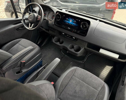 Синий Мерседес Sprinter, объемом двигателя 2.99 л и пробегом 37 тыс. км за 89000 $, фото 24 на Automoto.ua