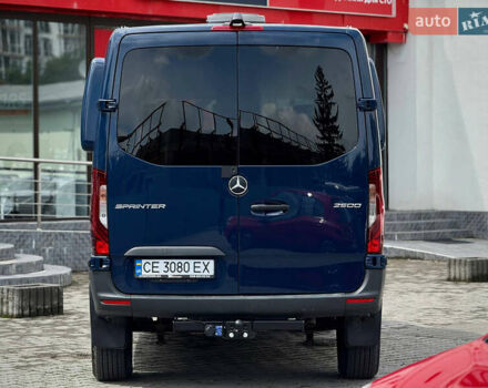 Синий Мерседес Sprinter, объемом двигателя 2.99 л и пробегом 37 тыс. км за 89000 $, фото 13 на Automoto.ua