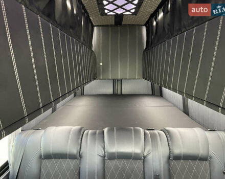 Синій Мерседес Sprinter, об'ємом двигуна 2.99 л та пробігом 102 тис. км за 67000 $, фото 26 на Automoto.ua