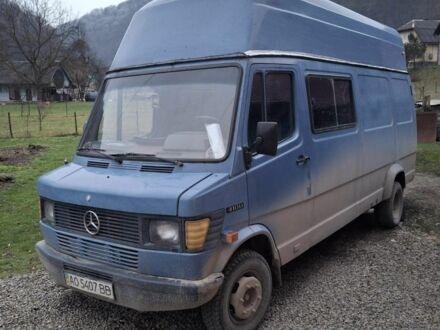 Синий Мерседес Sprinter, объемом двигателя 2.9 л и пробегом 755 тыс. км за 2500 $, фото 1 на Automoto.ua