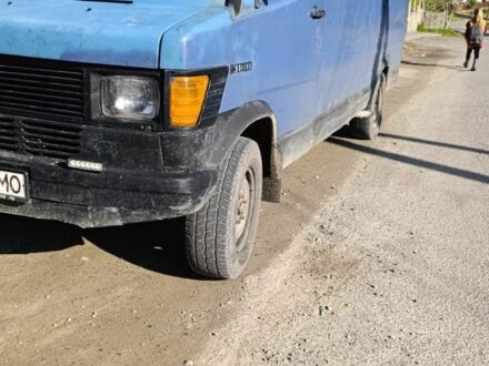 Синий Мерседес Sprinter, объемом двигателя 3 л и пробегом 50 тыс. км за 2000 $, фото 1 на Automoto.ua