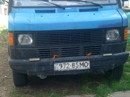 Синий Мерседес Sprinter, объемом двигателя 2.9 л и пробегом 50 тыс. км за 2000 $, фото 1 на Automoto.ua