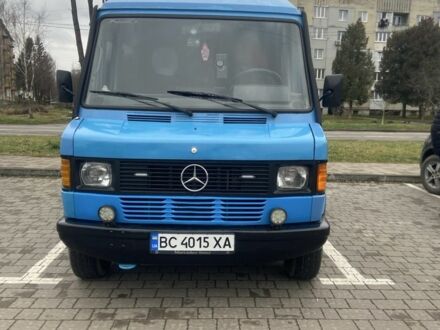 Синий Мерседес Sprinter, объемом двигателя 3 л и пробегом 390 тыс. км за 4800 $, фото 1 на Automoto.ua