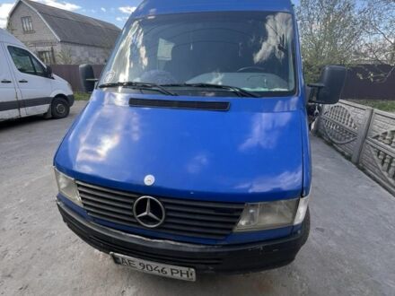 Синий Мерседес Sprinter, объемом двигателя 2.9 л и пробегом 350 тыс. км за 3500 $, фото 1 на Automoto.ua