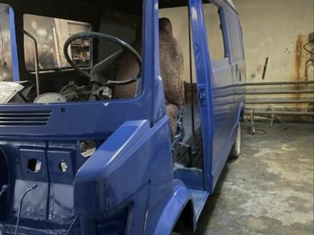 Синій Мерседес Sprinter, об'ємом двигуна 0 л та пробігом 321 тис. км за 1550 $, фото 1 на Automoto.ua