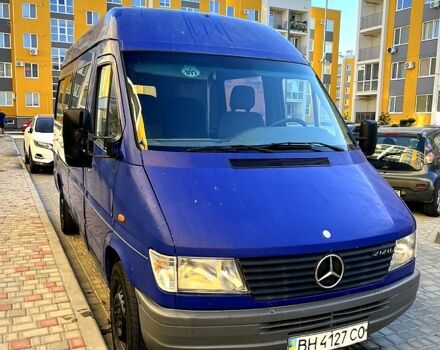 Синий Мерседес Sprinter, объемом двигателя 2.9 л и пробегом 350 тыс. км за 4950 $, фото 1 на Automoto.ua