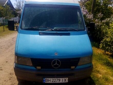 Синій Мерседес Sprinter, об'ємом двигуна 2.3 л та пробігом 250 тис. км за 5500 $, фото 1 на Automoto.ua